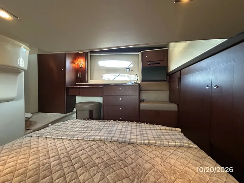 Slide: The Image of Meridian 441 guest stateroom starboard1 - 8598489