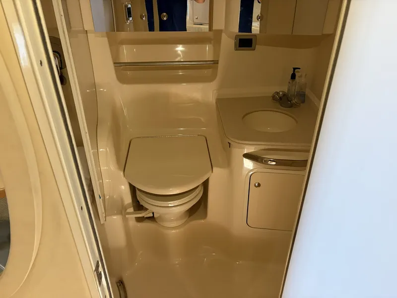 Slide: The Image of Sea Ray 410 Sundancer 2003 - 8510332