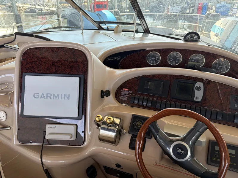 Slide: The Image of Sea Ray 410 Sundancer 2003 - 8510335