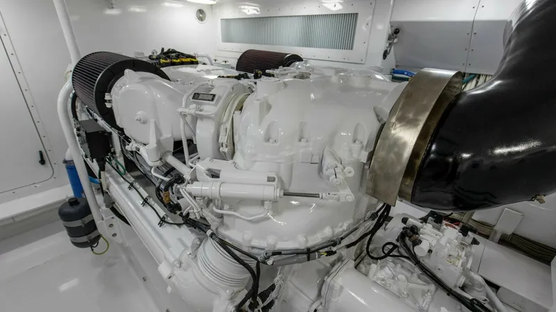Slide: The Image of 60_2827464_2005_76_whiticar_enclosed_bridge_badonkadonk_engine_room_6 - 8521436