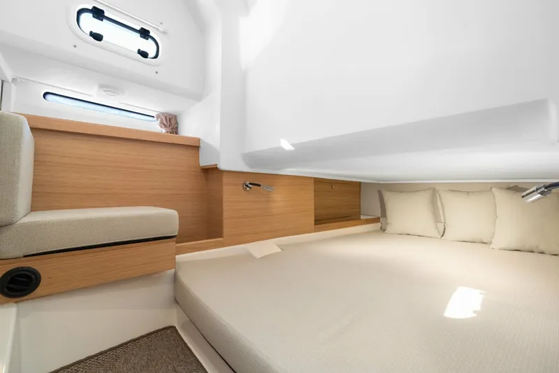 Slide: The Image of Nimbus Sport Tender 42 2027 - 8550538