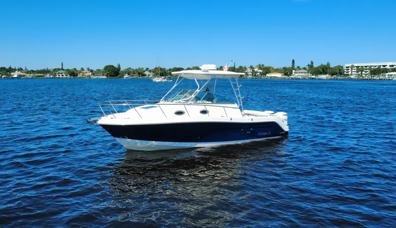 Slide: The Image of Robalo R305 2016 - 8551149