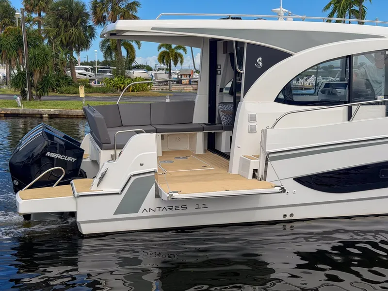 Slide: The Image of Beneteau Antares 11 Coupe 2024 - 8595123