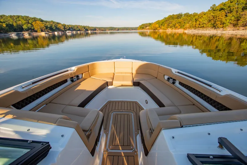 Slide: The Image of Sea Ray 310 SLX Outboard 2021 - 8598430
