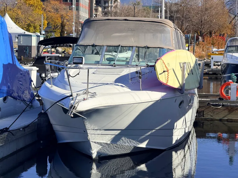 Slide: The Image of 1995 Larson Cabrio 280 - 8700002