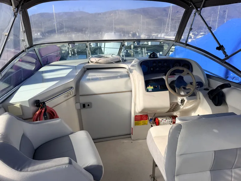 Slide: The Image of 1995 Larson Cabrio 280 - 8700005