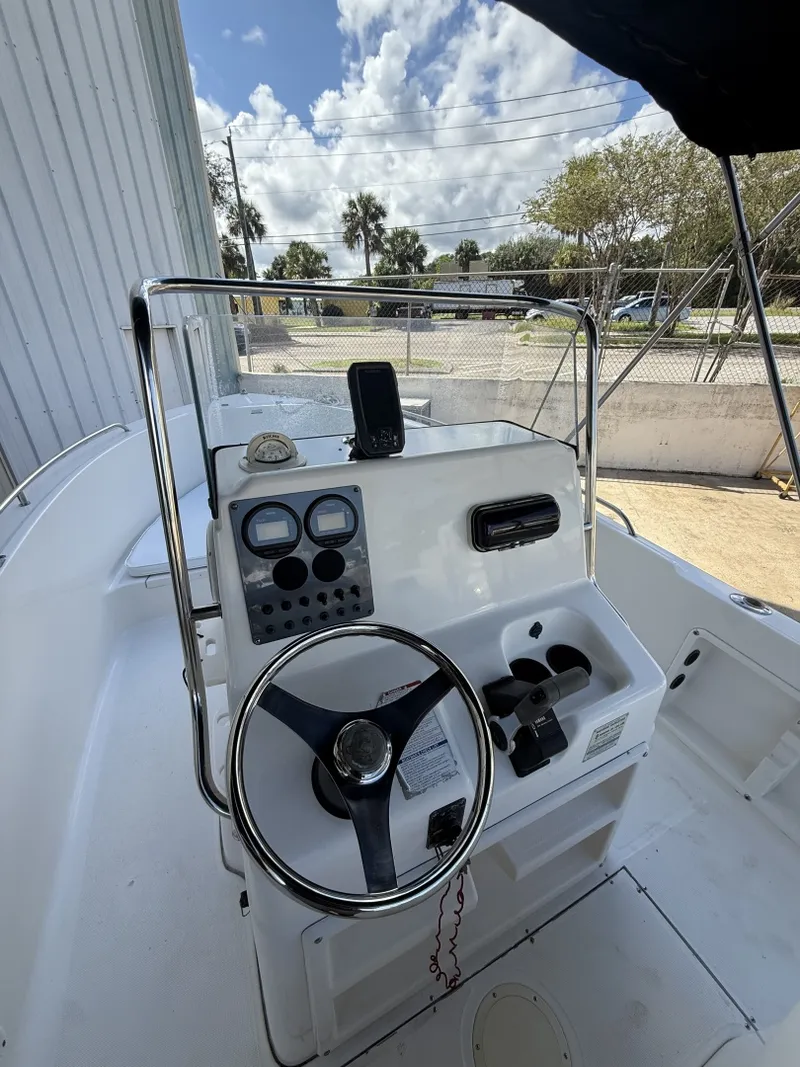 Slide: The Image of Robalo R190 2003 - 8602141