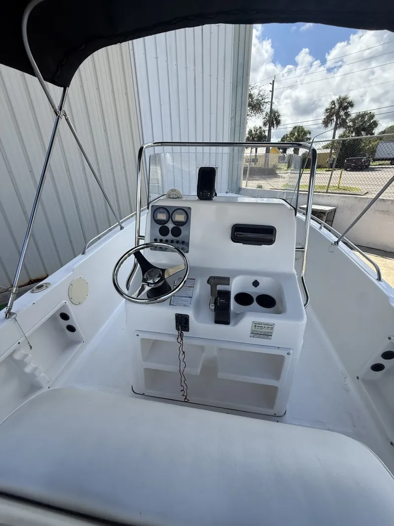 Slide: The Image of Robalo R190 2003 - 8602142