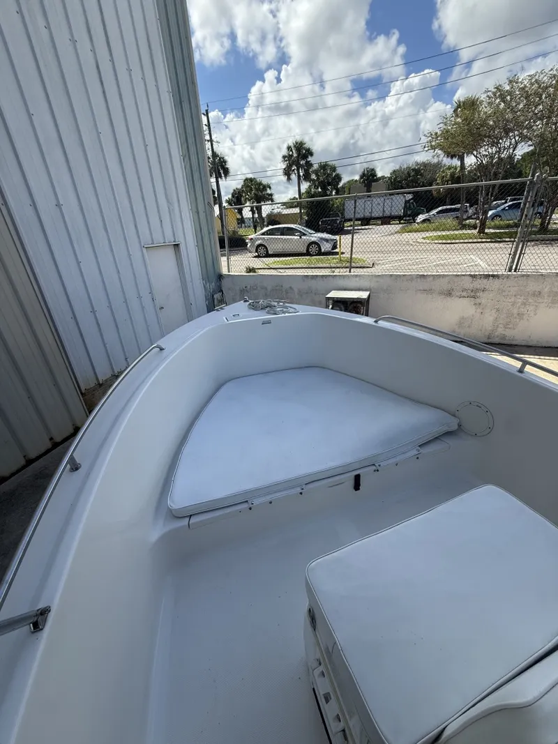 Slide: The Image of Robalo R190 2003 - 8602132