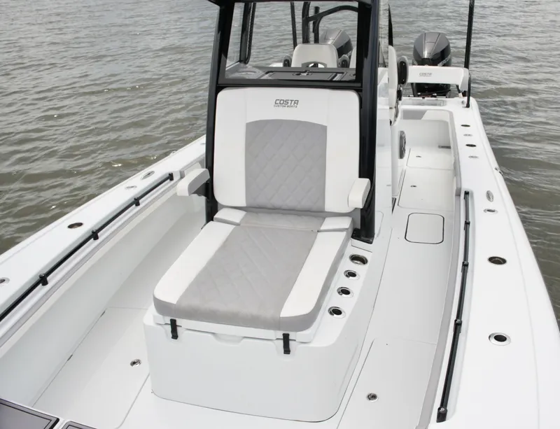 Slide: The Image of Costa Custom 26 2023 - 8603055