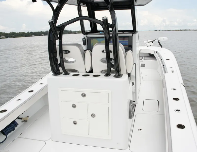 Slide: The Image of Costa Custom 26 2023 - 8603073
