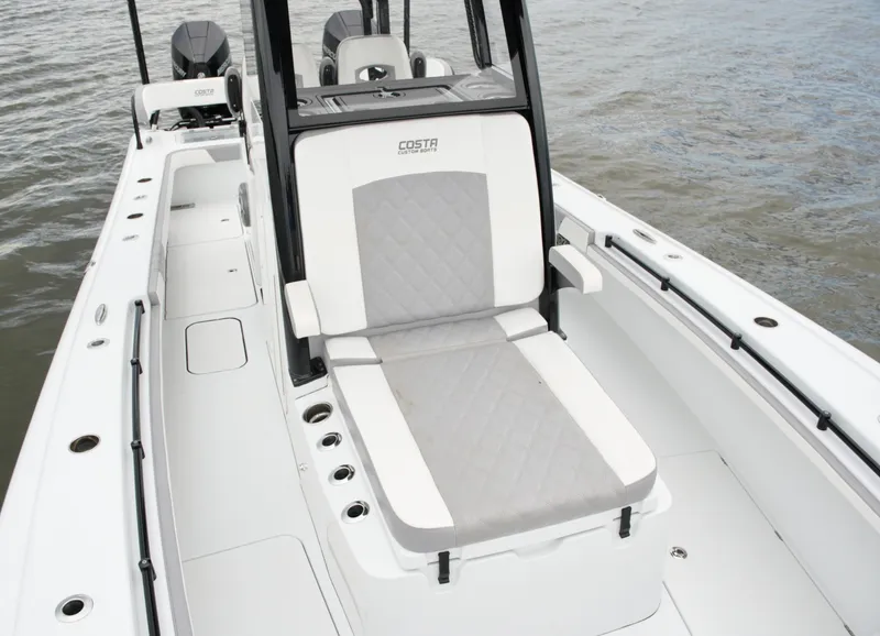 Slide: The Image of Costa Custom 26 2023 - 8603092