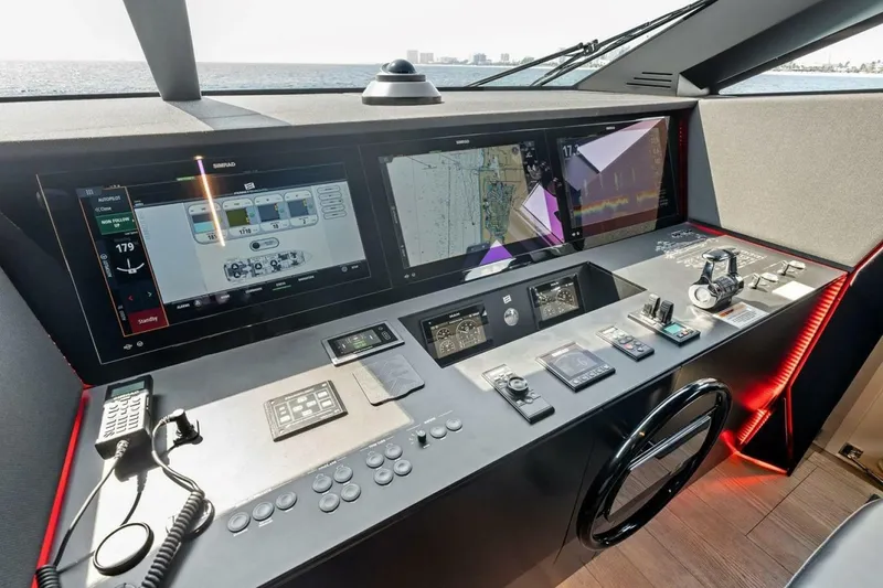 Slide: The Image of Ferretti 850 Motoryacht 2022 - 8603607