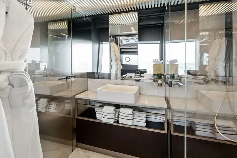 Slide: The Image of Ferretti 850 Motoryacht 2022 - 8603615