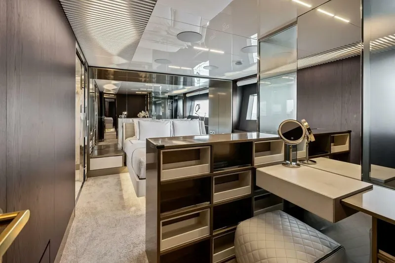 Slide: The Image of Ferretti 850 Motoryacht 2022 - 8603611
