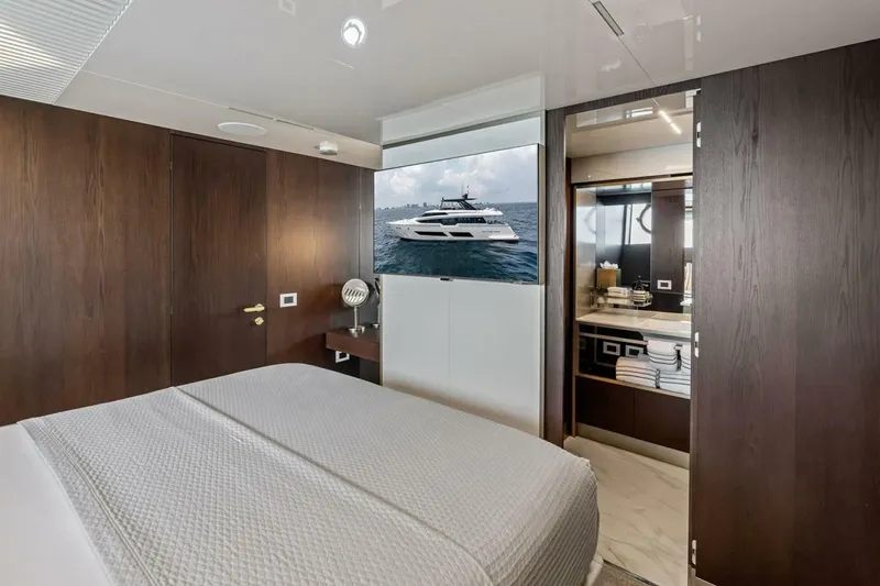 Slide: The Image of Ferretti 850 Motoryacht 2022 - 8603617