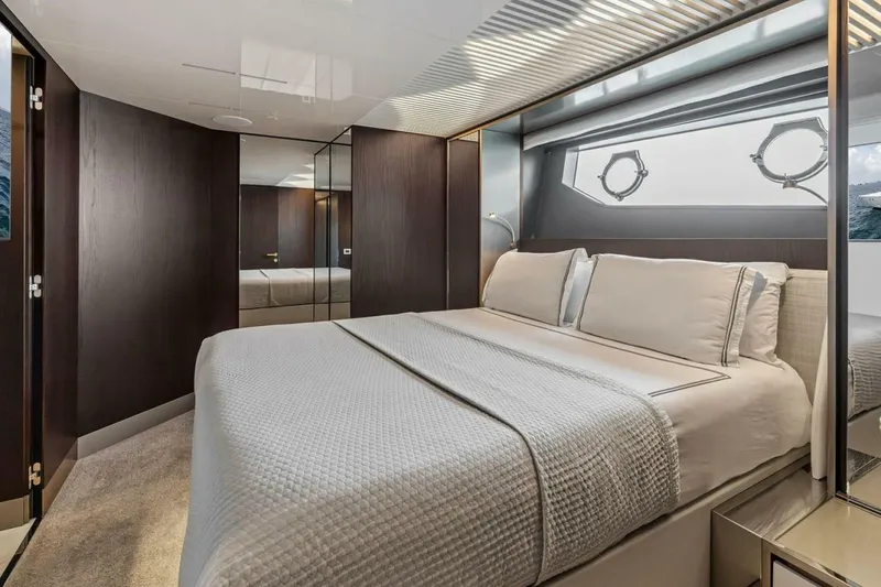 Slide: The Image of Ferretti 850 Motoryacht 2022 - 8603616