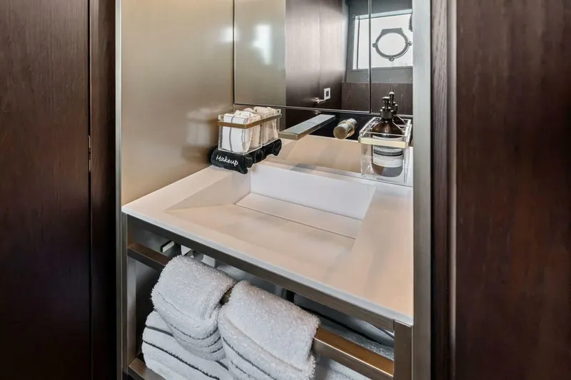 Slide: The Image of Ferretti 850 Motoryacht 2022 - 8603628