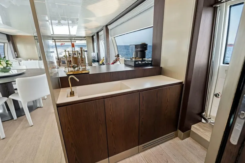 Slide: The Image of Ferretti 850 Motoryacht 2022 - 8603604