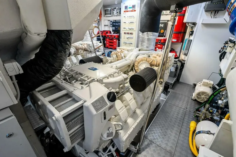 Slide: The Image of Ferretti 850 Motoryacht 2022 - 8603637