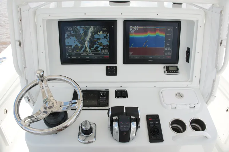 Slide: The Image of Yellowfin 32 2016 - 8603411