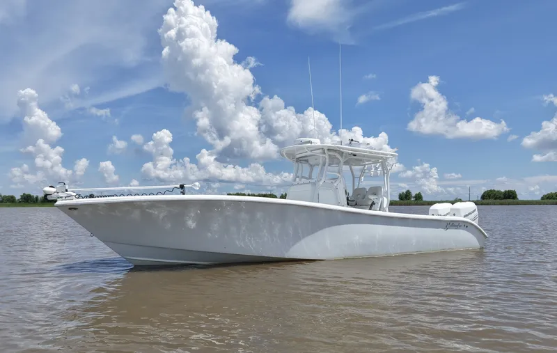Slide: The Image of Yellowfin 32 2016 - 8603351