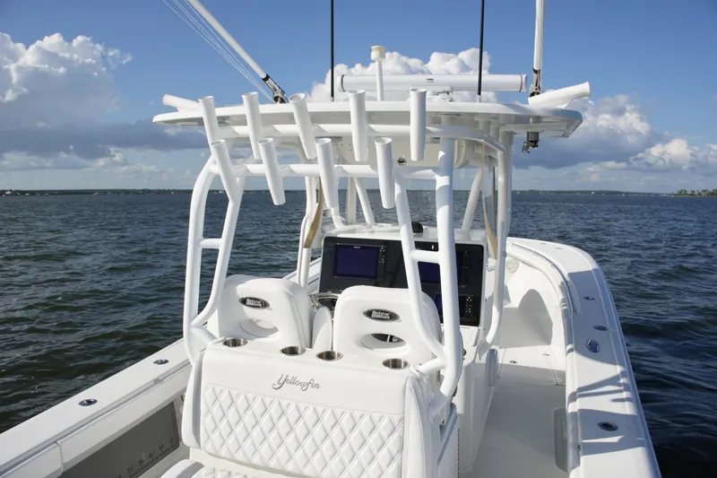 Slide: The Image of Yellowfin 32 2014 - 8603502