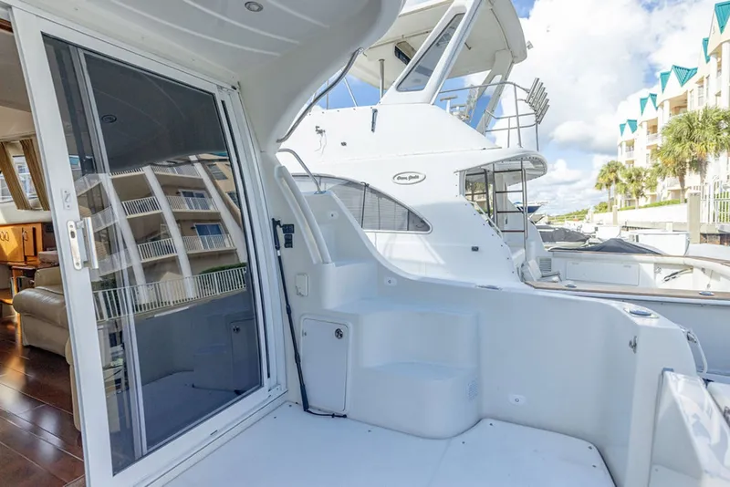 Slide: The Image of Carver Yachts 360 Sport Sedan 2004 - 8604091