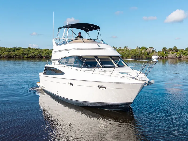 Slide: The Image of Carver Yachts 360 Sport Sedan 2004 - 8604068