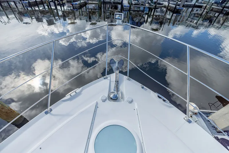 Slide: The Image of Carver Yachts 360 Sport Sedan 2004 - 8604088