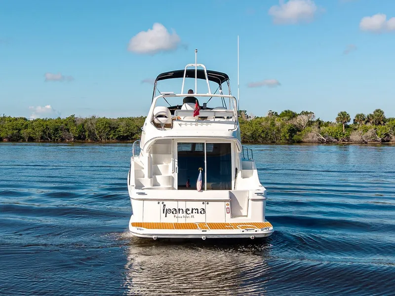 Slide: The Image of Carver Yachts 360 Sport Sedan 2004 - 8604072