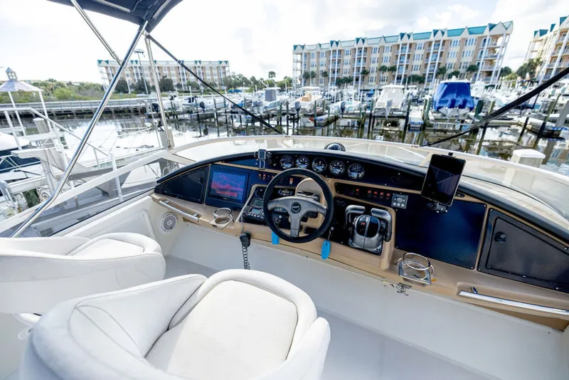 Slide: The Image of Carver Yachts 360 Sport Sedan 2004 - 8604077