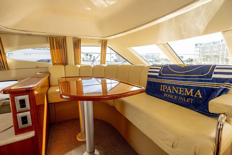 Slide: The Image of Carver Yachts 360 Sport Sedan 2004 - 8604094
