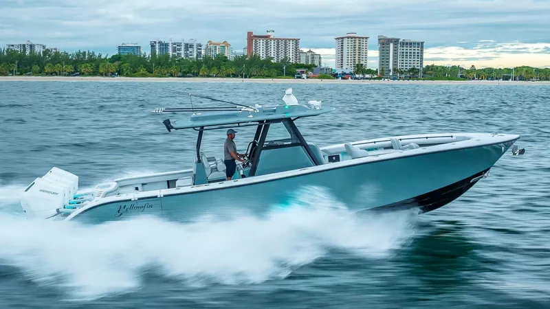 The Image of Yellowfin 39 Offshore 2024 - 8632578
