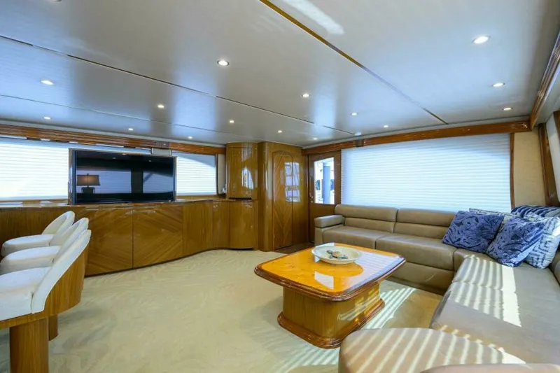 Slide: The Image of Viking 82 BLU FROG - Salon 2013 Viking 82 Convertible BLU FROG - 8617848