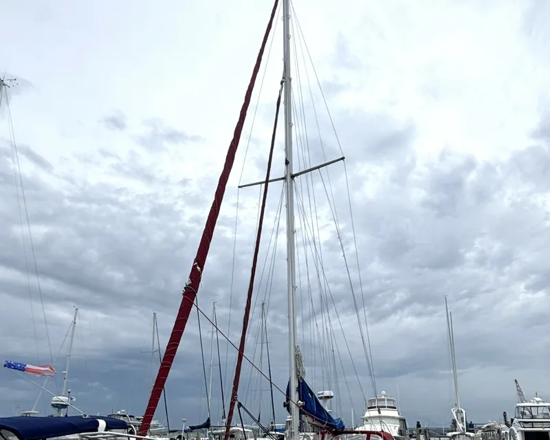Slide: The Image of Island Packet 31 1987 - 8634018