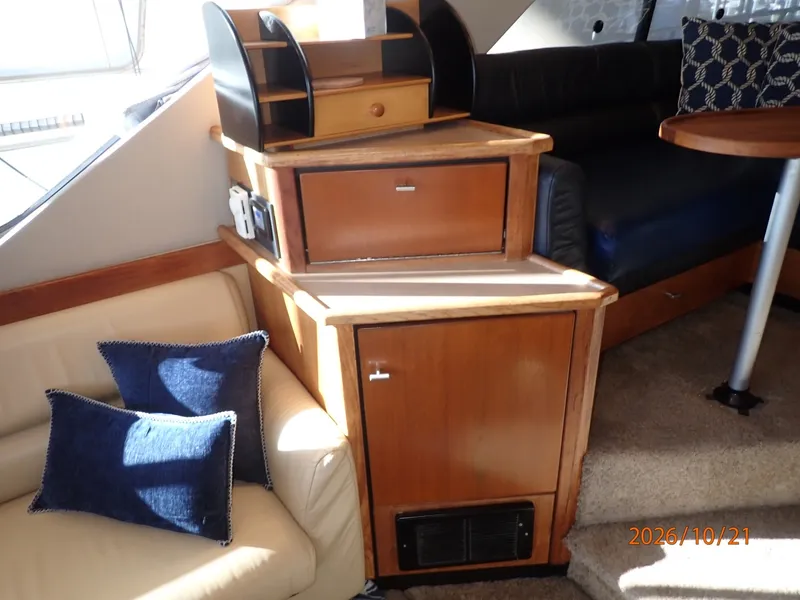 Slide: The Image of Bayliner 3988 salon port cabinetry - 8634968