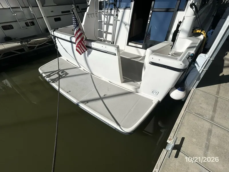 Slide: The Image of Bayliner 3988 swimplatform - 8634980