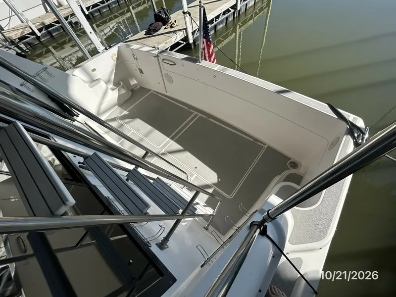 Slide: The Image of Bayliner 3988 aftdeck2 - 8634911