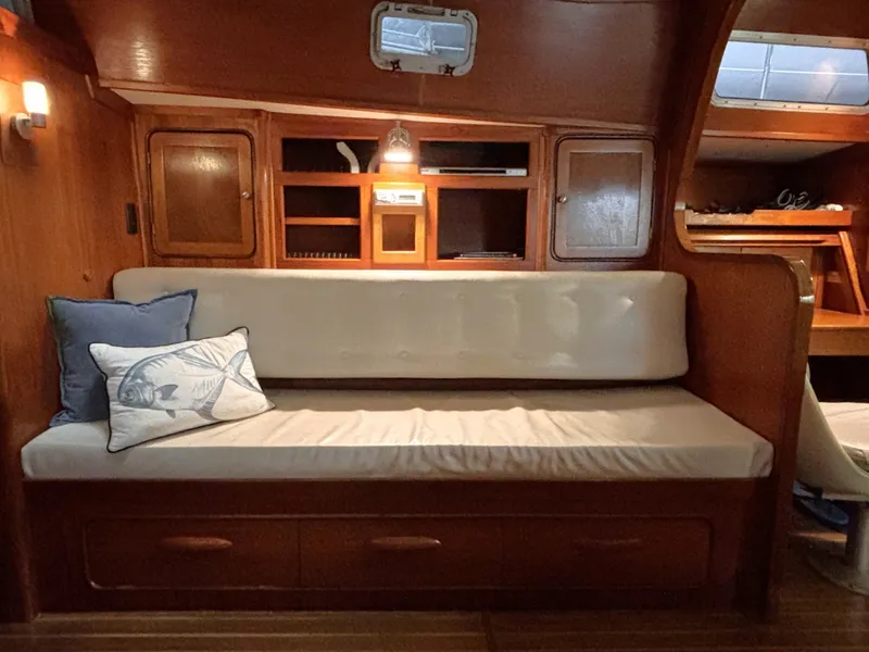 Slide: The Image of Gulfstar 50 1980 - 8634520