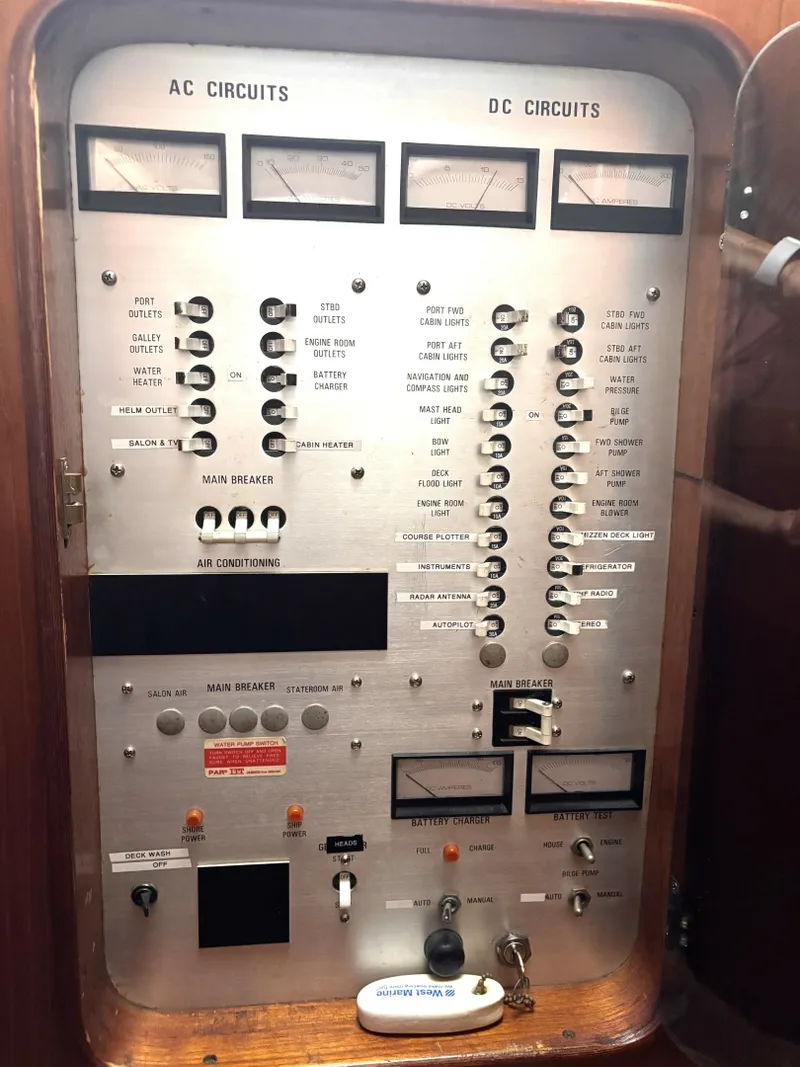 Slide: The Image of Gulfstar 50 1980 - 8634582