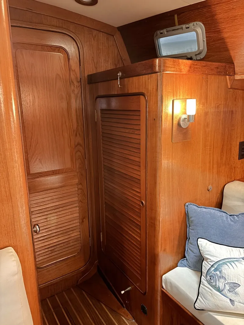 Slide: The Image of Gulfstar 50 1980 - 8634536