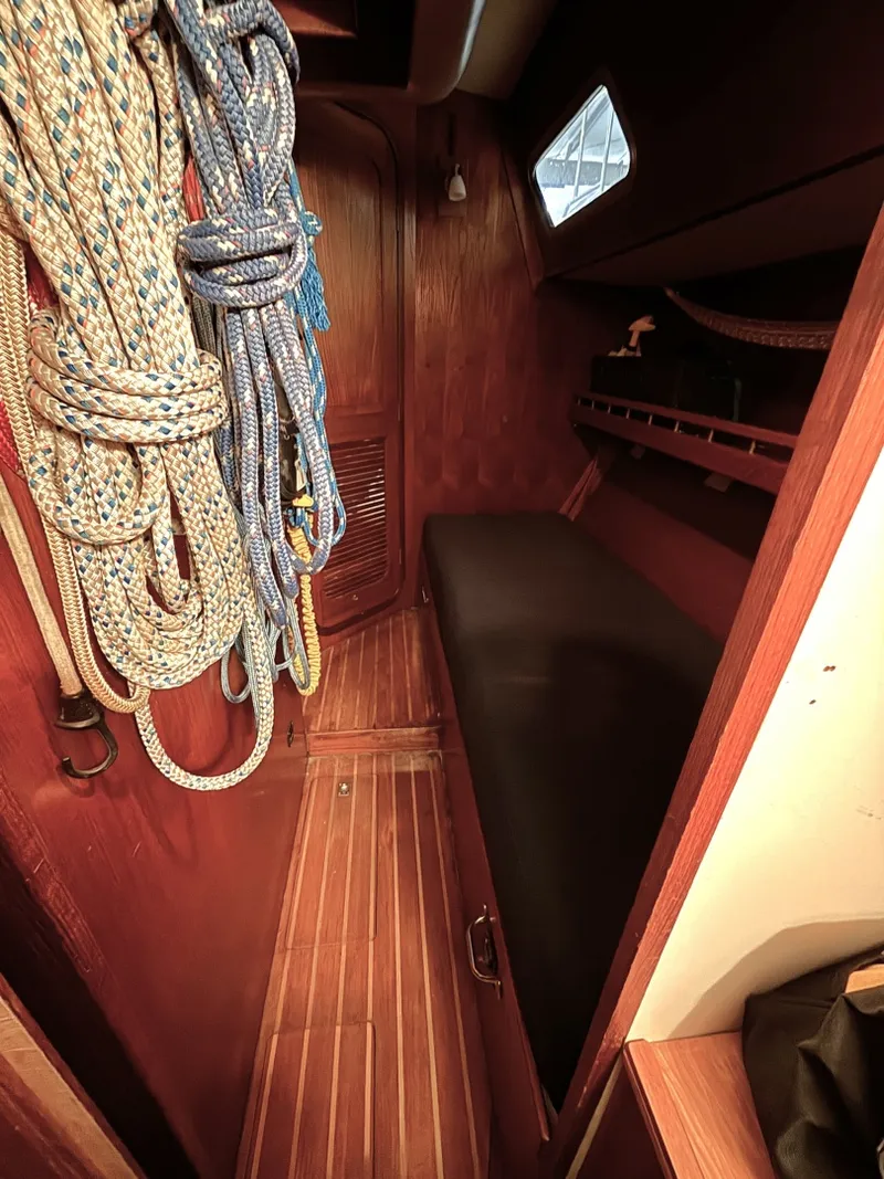 Slide: The Image of Gulfstar 50 1980 - 8634586