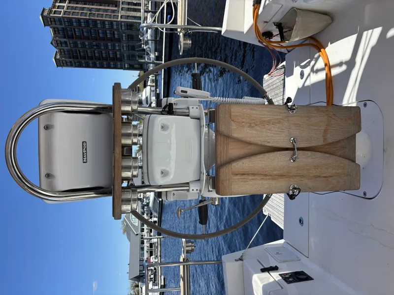 Slide: The Image of Marlow-Hunter 37 2016 - 8634793
