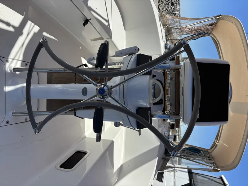 Slide: The Image of Marlow-Hunter 37 2016 - 8634786