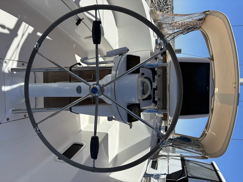 Slide: The Image of Marlow-Hunter 37 2016 - 8634787
