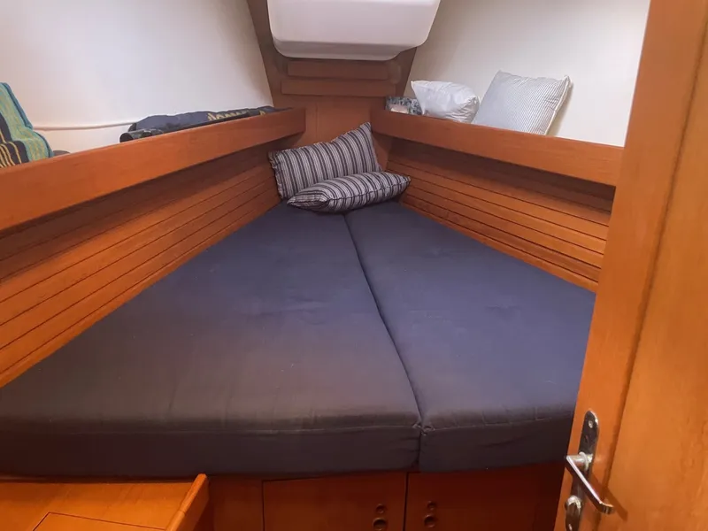 Slide: The Image of Wauquiez 40 Pilot Saloon 2002 - 8634998