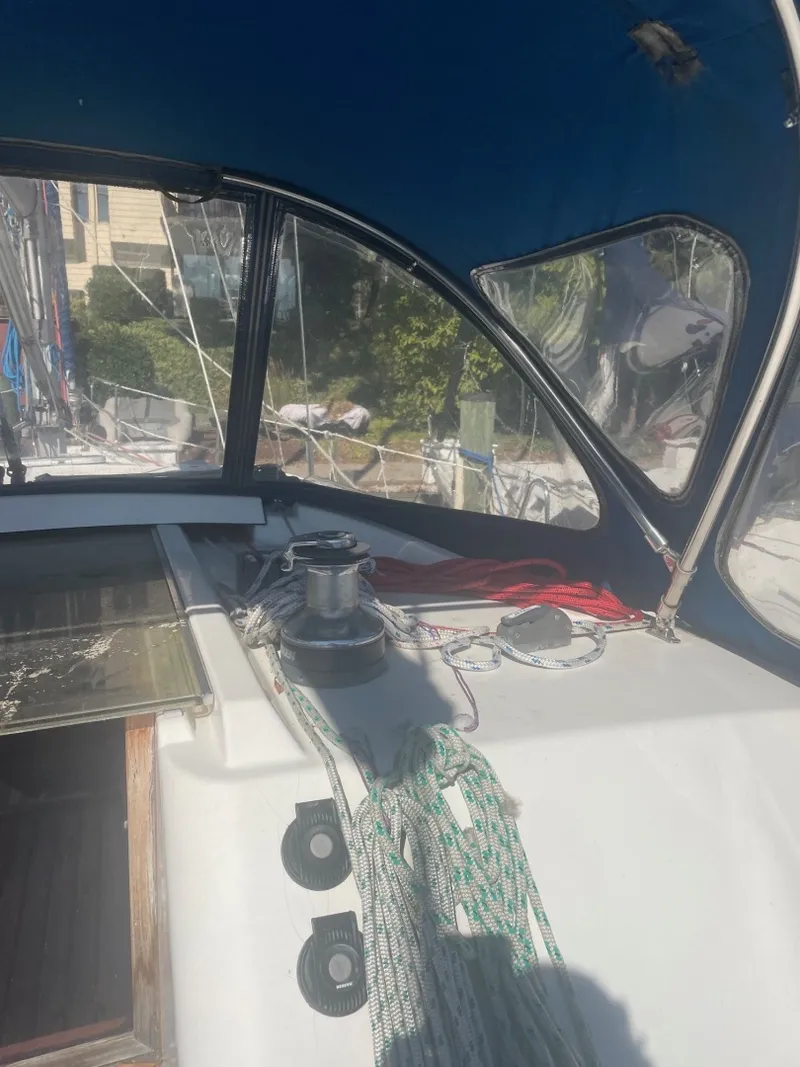 Slide: The Image of Wauquiez 40 Pilot Saloon 2002 - 8635024