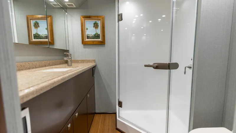 Slide: The Image of 2015 Viking 76 Enclosed Bridge- CHULA- Master Stateroom Head - 8680128