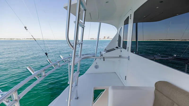 Slide: The Image of 2015 Viking 76 Enclosed Bridge- CHULA- Mezzanine - 8680112